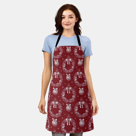 Rode Toile De Jouy Kerstkrans en Ornament Schort (Gedragen)