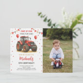 Rode Tractor Thema Verjaardagsfeest Foto Kaart (Staand voorkant)