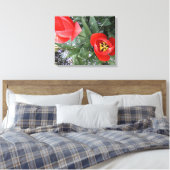 Rode tulp canvas afdruk (Insitu (Slaapkamer))