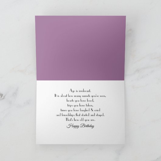 Rode Tulp- en Seringboeket voor Verjaardag Kaart (Binnen)