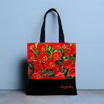 Rode Tulp Gepersonaliseerde Canvas tas<br><div class="desc">Zo'n prachtig ontwerp met een patroon van felrode tulpenbloemen op een achtergrond van groene bladeren. Voeg jouw namen toe voor een persoonlijke touch of verwijder de tekst voor uw aangepaste tas. Ontworpen voor u door Evco Studio</div>