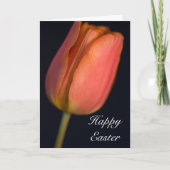 Rode Tulp op Zwarte Gelukkige Pasen Feestdagen Kaart (Voorkant)