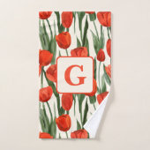 Rode tulp veld patroon gepersonaliseerd monogram bad handdoek (Handdoek)