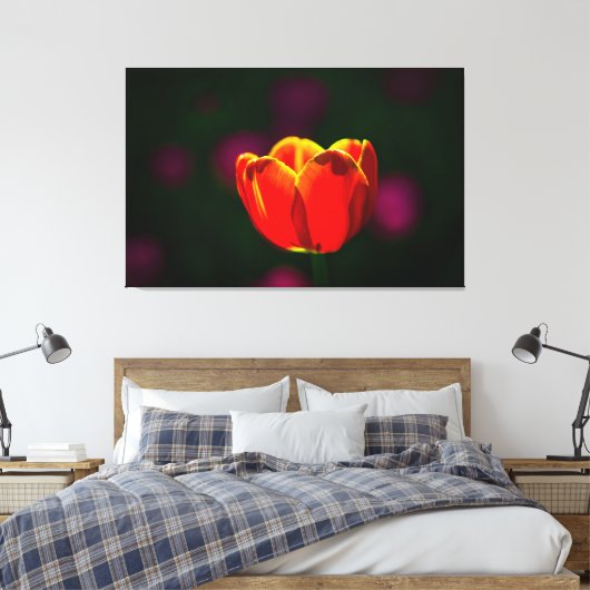 Rode tulpbloem canvas afdruk (Insitu (Slaapkamer))