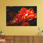Rode tulpen donkere achtergrond canvas afdruk (Insitu (Woonkamer))
