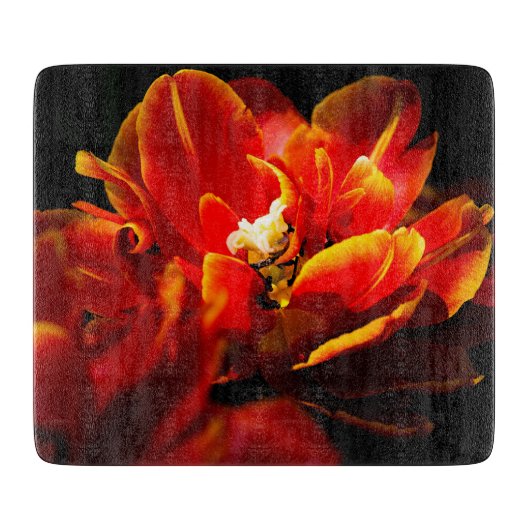 Rode tulpen donkere achtergrond snijplank (Voorkant)