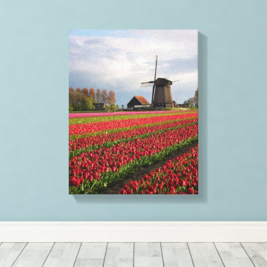 Rode tulpen en een windmolen canvas afdruk (Insitu (Houten vloer))