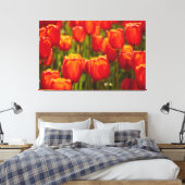 Rode tulpen fotografische print. canvas afdruk (Insitu (Slaapkamer))