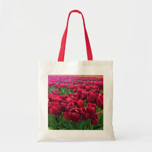 Rode Tulpen in een veld, Oregon Tote Bag