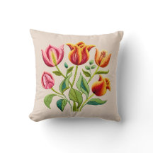 Rode tulpen met een zweem van geel Worp kussen
