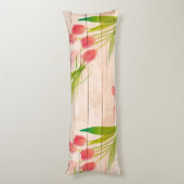 Rode tulpen op de achtergrond van schoon hout lichaamskussen (Achterkant (Verticaal))