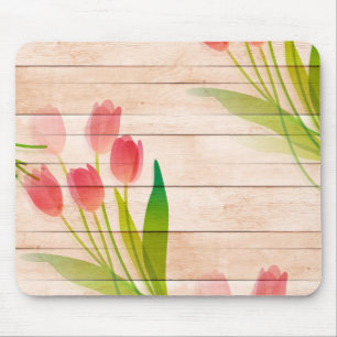 Rode tulpen op de achtergrond van schoon hout muismat