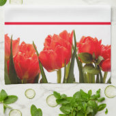 Rode Tulpen op een vaste, witte keukenhanddoek (Gevouwen)