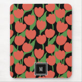 Rode tulpen retro, gepersonaliseerd monogram muismat (Voorkant)