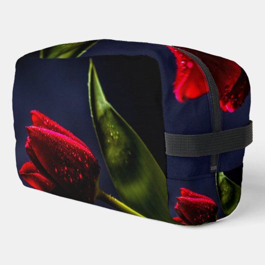 Rode tulpen toilettasje (Linkerhoek)