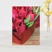 rode tulpen voor verjaardag in het hart kaart (Gele Bloem)