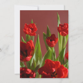 Rode tulpen “Wees mijn Valentijn?” Minimalistische Feestdagenkaart