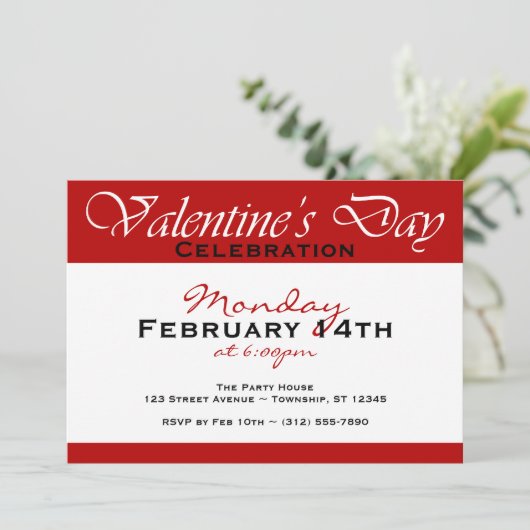 Rode Valentijnsdag uitnodigingen (Staand voorkant)