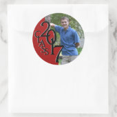 Rode Varsity 2017 Afstuderen klasse met foto Ronde Sticker (Tas)