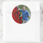 Rode Varsity 2018 Afstuderen Klasse met Foto Ronde Sticker (Tas)