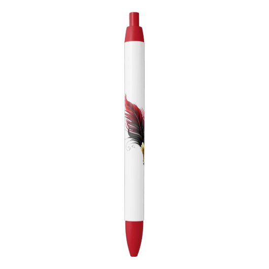 Rode veren pen met gouden penpunt (Voorkant Verticaal)