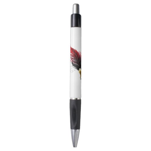 Rode veren pen met gouden punt (Voorkant Verticaal)