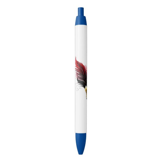 Rode veren pen met gouden punt (Voorkant Verticaal)