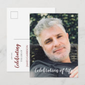 Rode viering van het leven met fotoherdenking briefkaart (Voorkant / Achterkant)