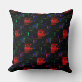 Rode vierkante mozaïekbekleding over donkergroene  kussen