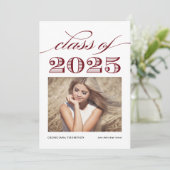 Rode Vintage Klasse van 2025 Foto Afstuderen Aankondiging (Staand voorkant)