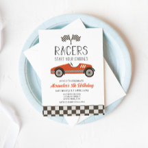 Rode Vintage Raceauto Verjaardagsuitnodiging