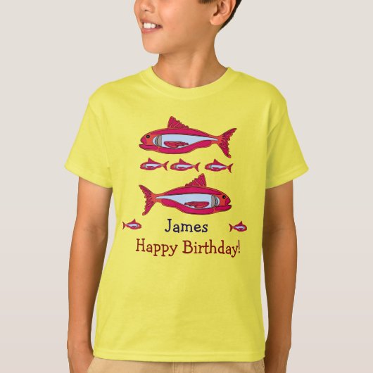 Rode vis voor kinderen T-shirt Happy Birthday 2025 (Voorkant)