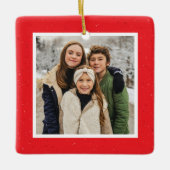 Rode vlek lijst eenvoudige kerstfoto keramisch ornament (Voorkant)