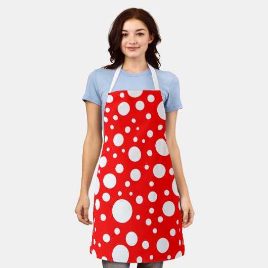 Rode vlekken Schort (Gedragen)