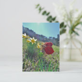 rode vleugelfee en daffodils briefkaart (Staand voorkant)