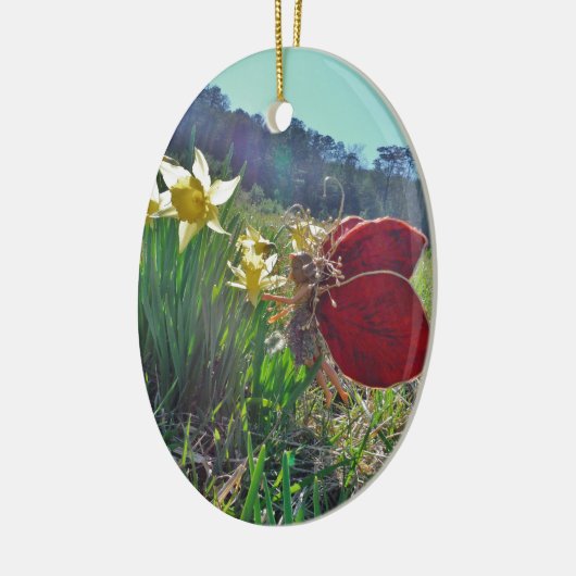 rode vleugelfee en daffodils keramisch ornament (Links)