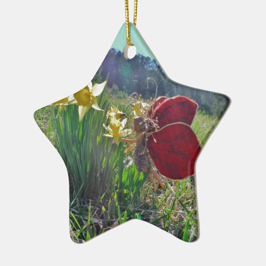 rode vleugelfee en daffodils keramisch ornament (Links)