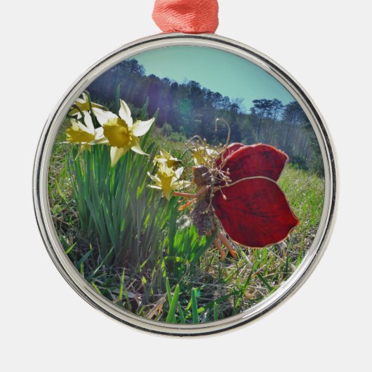 rode vleugelfee en daffodils metalen ornament (Voorkant)