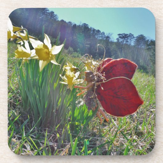 rode vleugelfee en daffodils onderzetter (Voorkant)