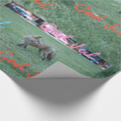 Rode vos God jul Kerstmis Zweeds gemengd patroon Cadeaupapier (Hoek)