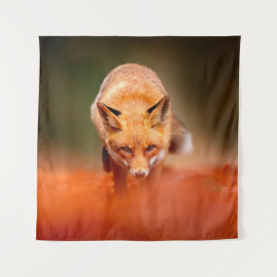 Rode vos op oranje herfstbladeren. Cute Red Wandkleed