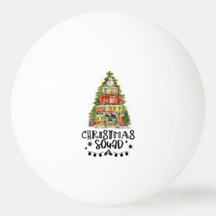 Rode vrachtwagen met Kerstboom voor Pingpongspeler Pingpongbal