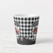  rode vrachtwagen zwart buffel geruite familienaam latte mok (Voorkant)