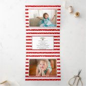 Rode vreugde en kerstfeestfoto's met bessen drieluik wenskaart (Binnen)