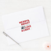 Rode Vrolijke Heldere Liefde en Lichte Kerstvakant Vierkante Sticker (Envelop)