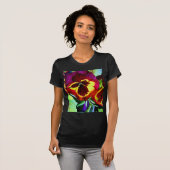 Rode waterverf bloem t-shirt (Voorkant volledig)