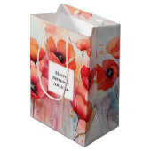 Rode Waterverf klaprozen in een veld Verjaardag Medium Cadeauzakje (Voorkant Gekanteld)