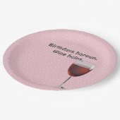 Rode wijn en pooldots op zaterdag papieren bordje (Gekanteld)