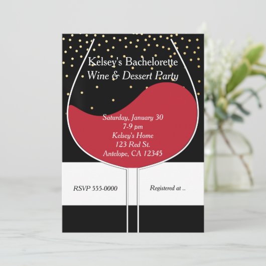 Rode Wijn Glas Moderne Chic Party Uitnodigingen (Staand voorkant)