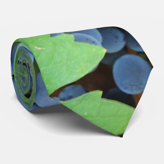 rode wijndruiven stropdas (Opgerold)